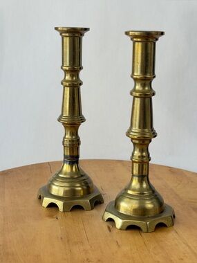 Vintage Set of 2 Heavy Footed Brass Candle Holder, Round Base Candlestick 8”T
